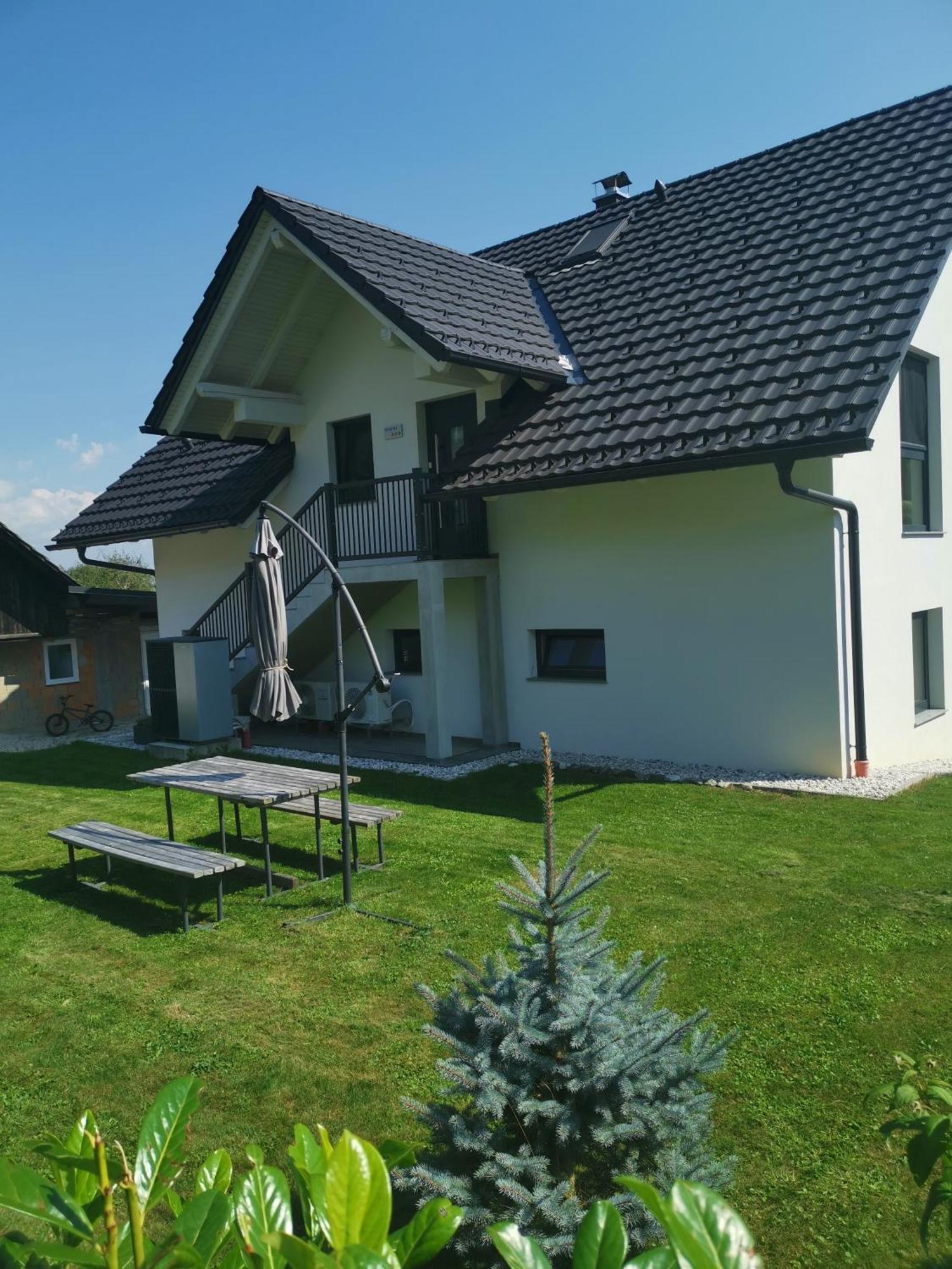 Apple Tree Apartment Блед Экстерьер фото